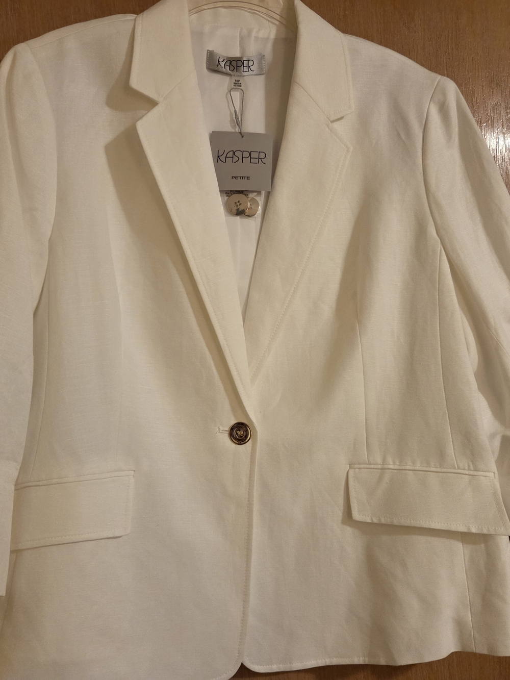 NEW- Kasper Petite White Single-Button Blazer